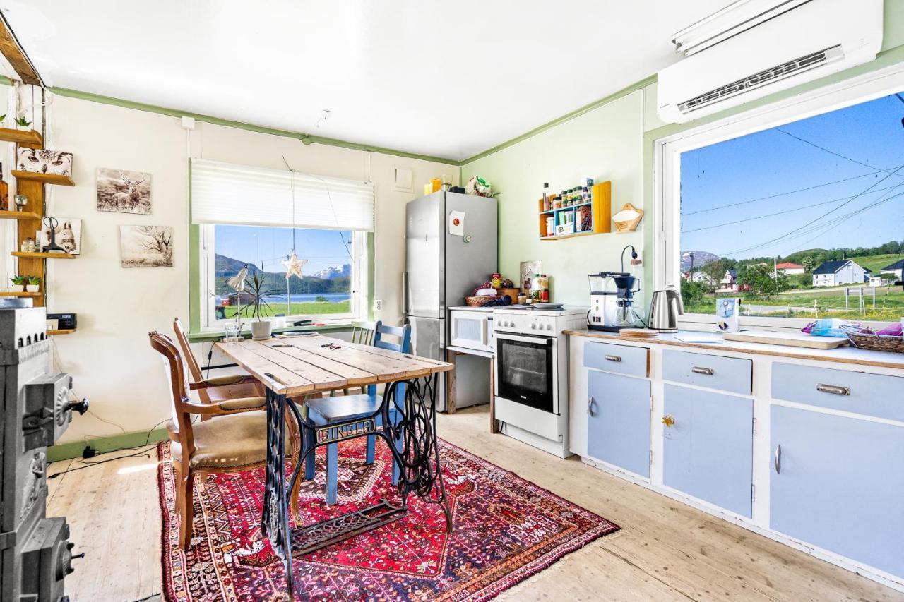 Storjord Farmstay Ranchhouse Kvaloya Exterior photo